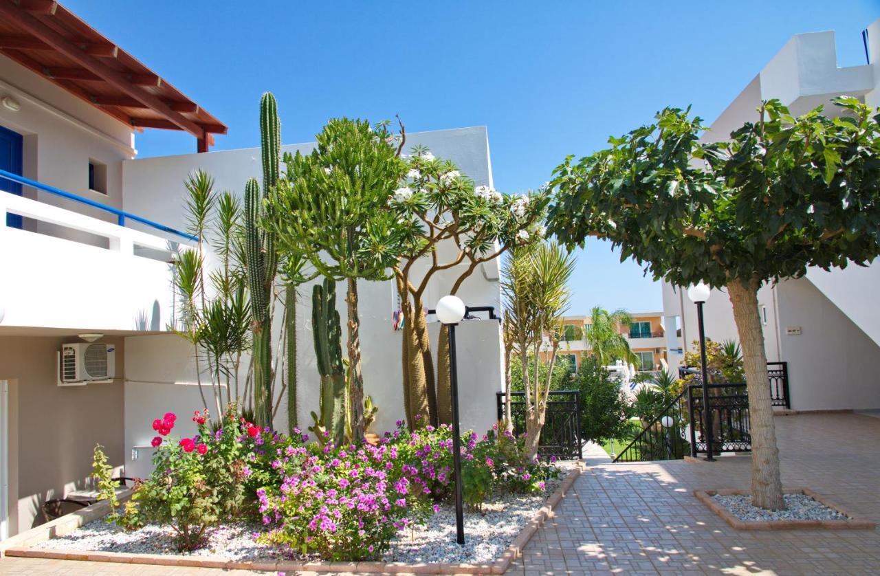 Maria Rousse Malia (Crete)