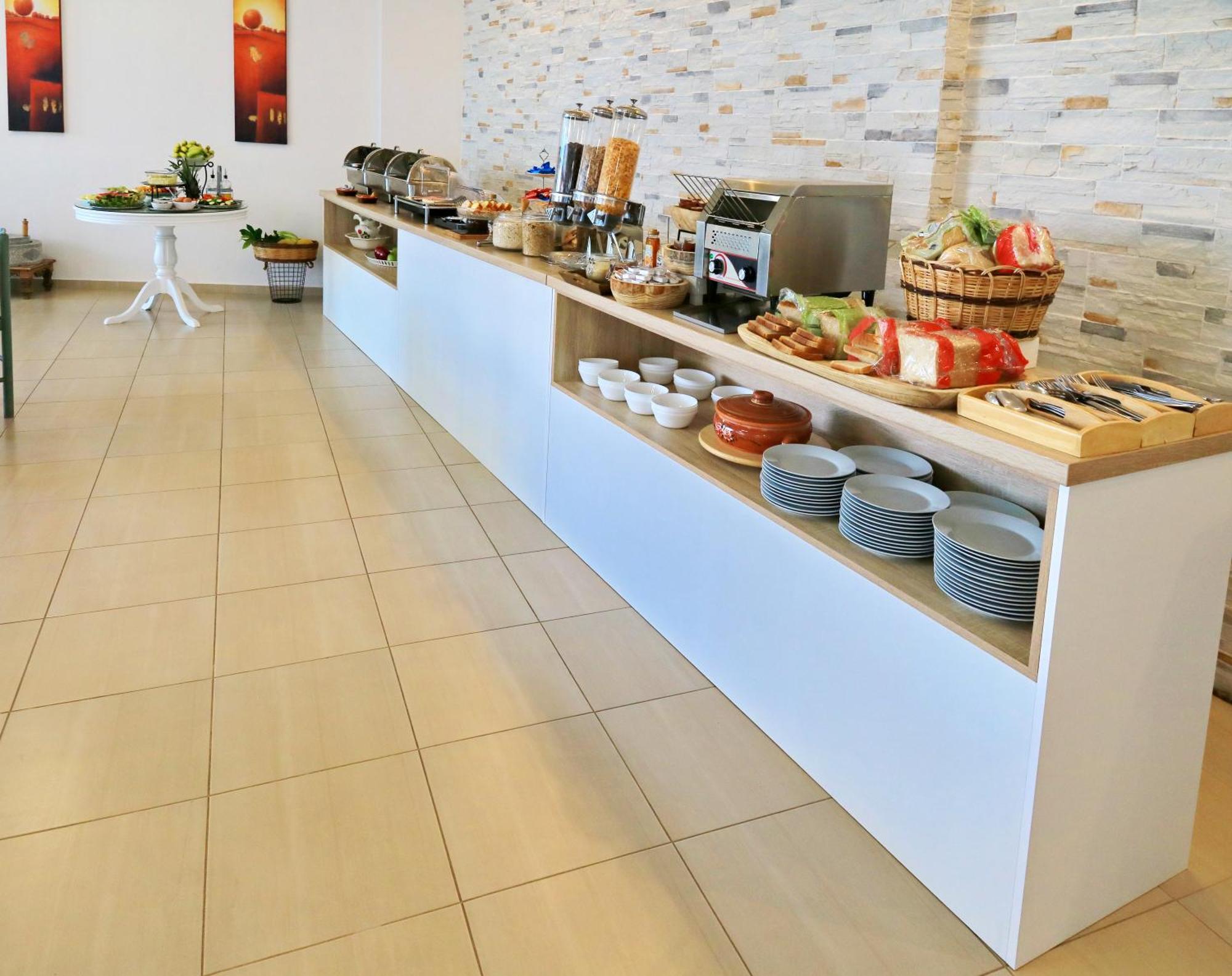 Hotel Maria Rousse Malia (Crete)