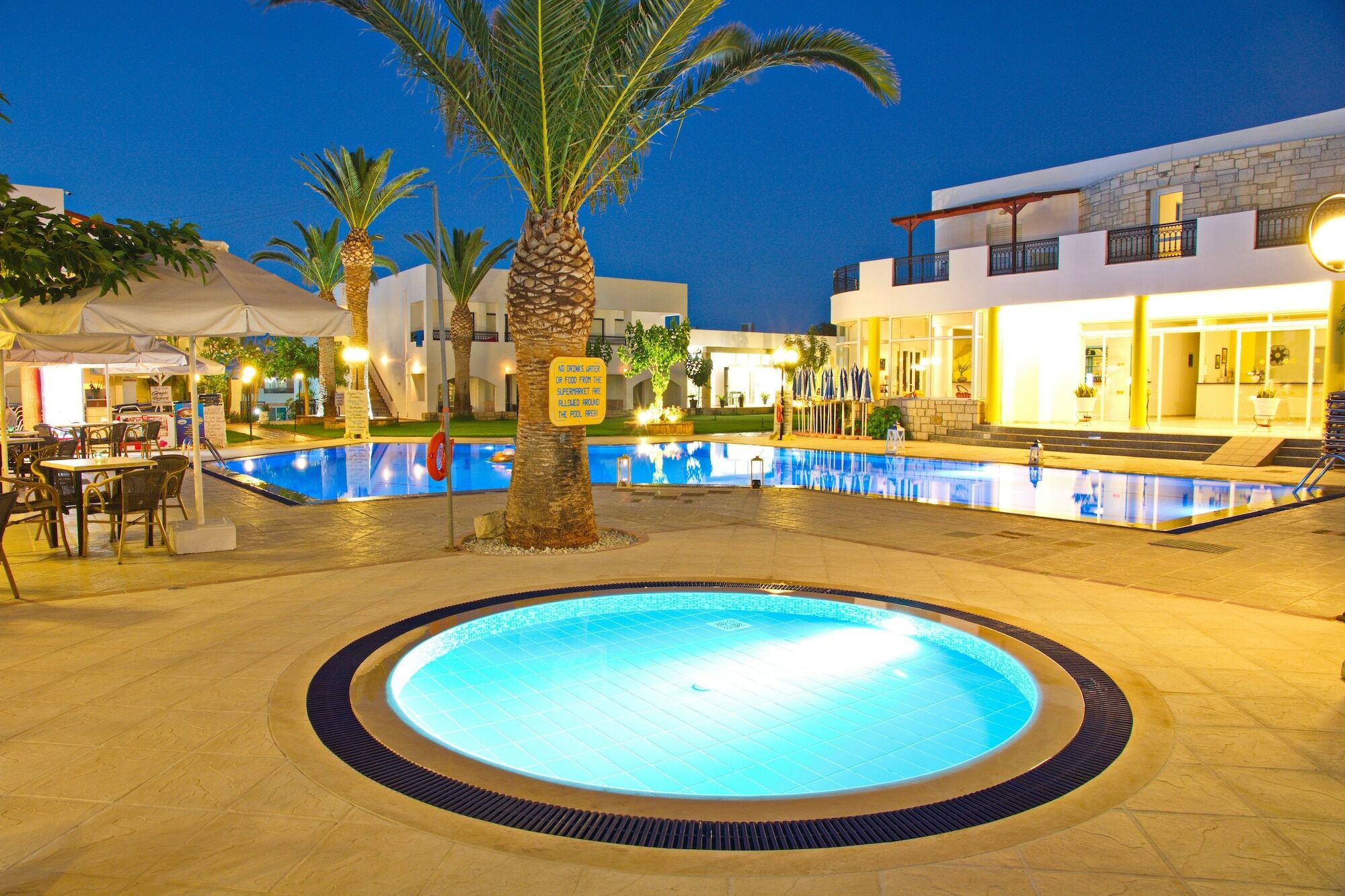 Maria Rousse Hotel