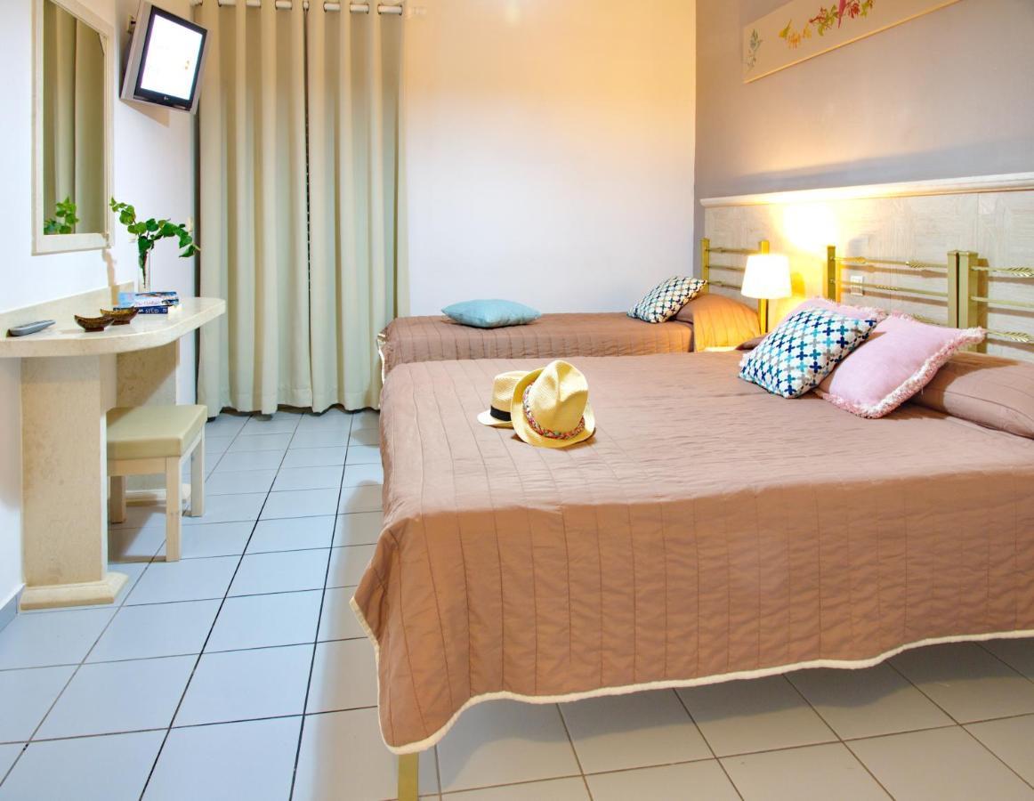 Hotel Maria Rousse Malia